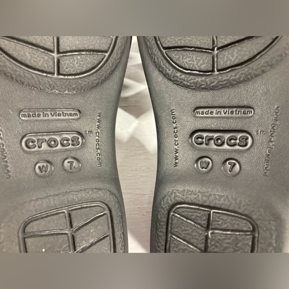 Crocs Black Rhonda Wedge Heel Strappy Slip On Comfort Sandals Women's 7 Shoes - Picture 8 of 9